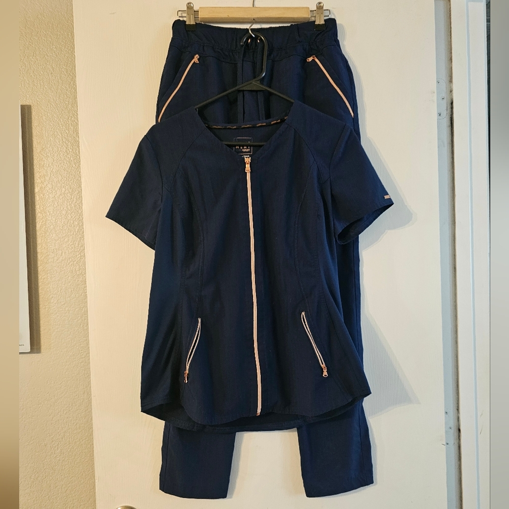 Cherokee Statement Scrub Top and Bottom (Small, Color: Navy Blue)
